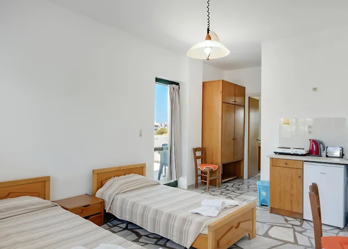 Ilios And Irene 3 Bed & Breakfast