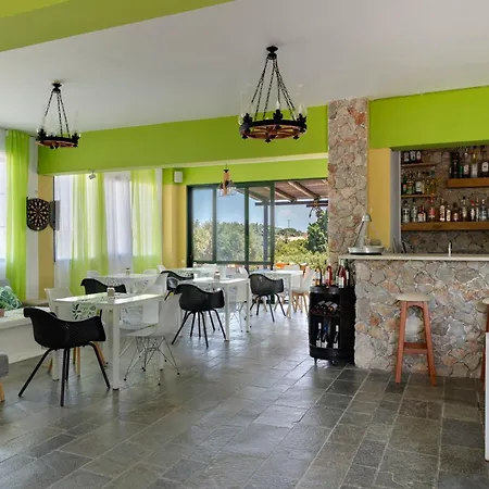 Ilios And Irene 3 4*